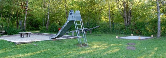 Spielplatz Oberpframmern Rutsche